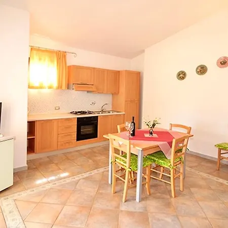 Isa-residence With Swimming Pool Near בודוני