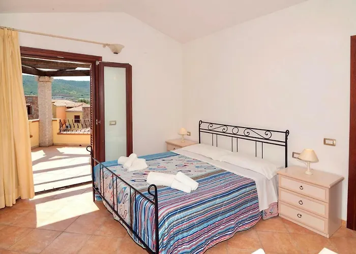 Isa-residence With Swimming Pool Near Апарт-отель